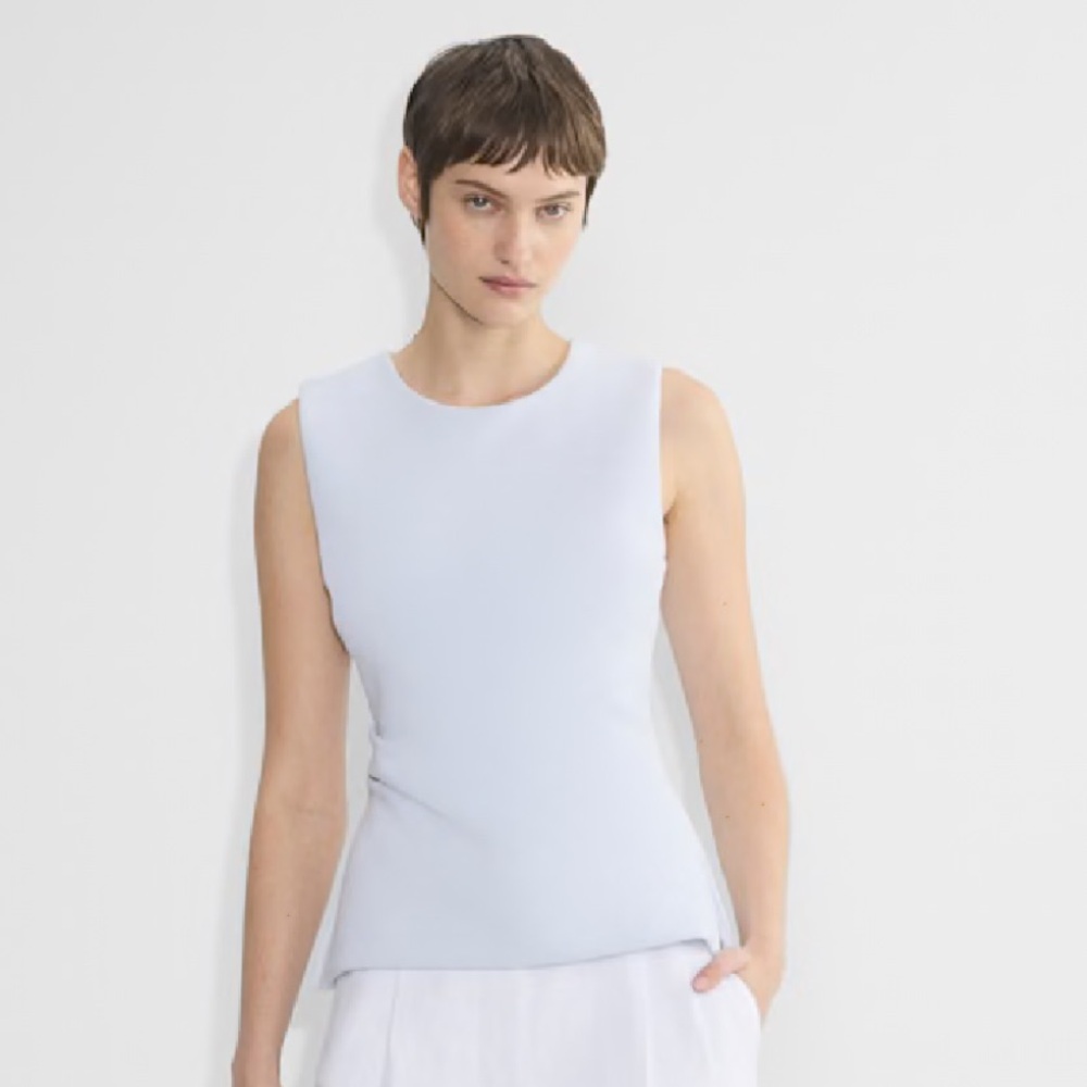 Aritzia Babaton FigureKnit™ Recap Blouse